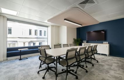 80 Person Managed Office with 5 Meeting Rooms in London | 7,409 sq ft