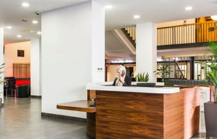 Private Office for up to 7 People | 337 Sq. Ft.