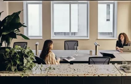 44 Person Private Offices in London | 1,715 Sq. Ft.