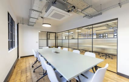 Private Office for up to 16 People | 1,458 Sq. Ft.