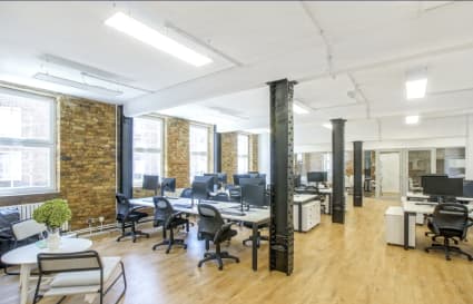 40 Person Managed Office in London | 2,000 Sq. Ft.