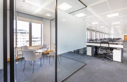 58 Person External Private Office in Bristol | 2,026 Sq. Ft.