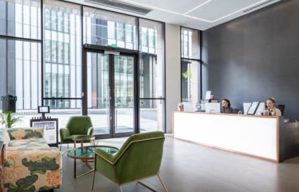 External Private Office for up to 6 People | 200 Sq. Ft.  