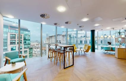 13 Person External Private Office in Manchester | 438 Sq. Ft.