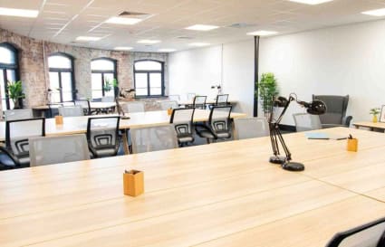 Private Offices for up to 18 People | 523 Sq. Ft.