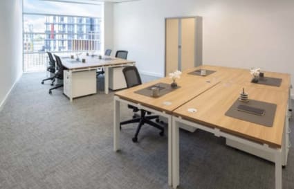 10 Person Private Office in London | 371 Sq. Ft.