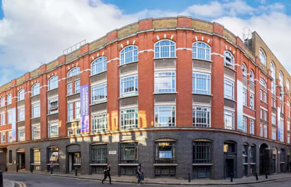 21 Person Private Office in London 