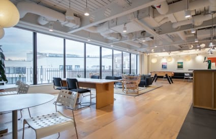 54 Person Managed Office in London with 2 Meeting Rooms | 2,084 Sq. Ft.