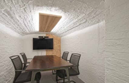 Private Office for up to 18 People w/ 2 Meeting Rooms & Phone Booths | 1,360 Sq. Ft.