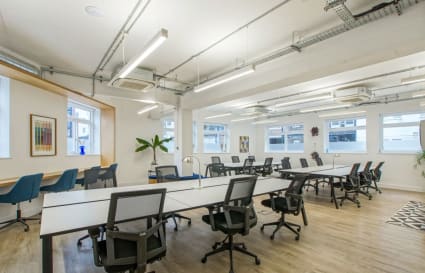 Private Office for up to 18 People w/ 2 Meeting Rooms & Phone Booths | 1,360 Sq. Ft.