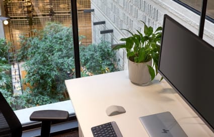 Coworking Desk in Melbourne