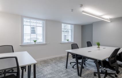 14 Person Office Available | Approx. 630 Sq. Ft.