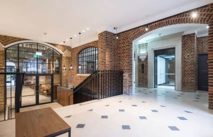 18 Person Managed Office in Devonshire Square | 1,466 Sq. Ft. 