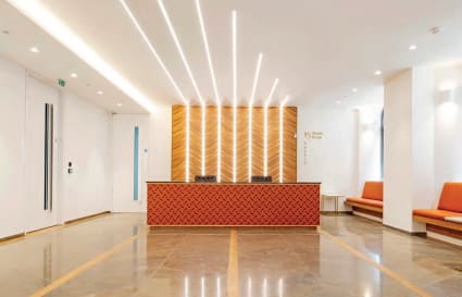 24 Person External Managed Office in London with Terrace | 1,946 Sq. Ft.