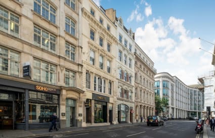 16 Person Managed Office in London | 998 sq ft