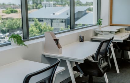 9 Person Serviced Office 
