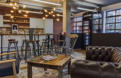 150 Person Private Office in London | 9,800 Sq. Ft.