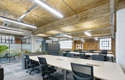 20 Person Managed Office with 2 Meeting Rooms in London | 2,022 Sq. Ft.