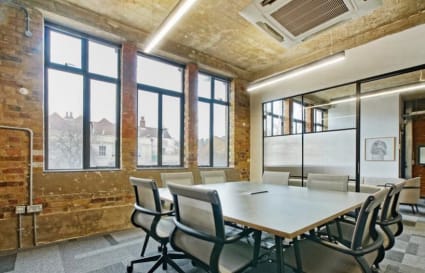 20 Person Managed Office with 2 Meeting Rooms in London | 2,022 Sq. Ft.
