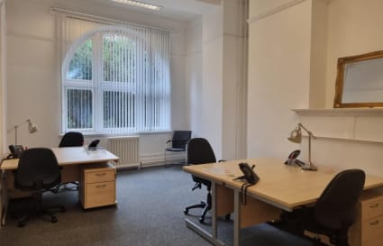 Private Office for up to 7 People | 287 Sq. Ft.
