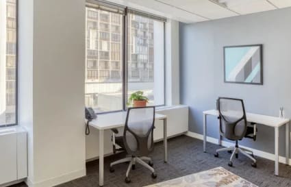 7 Person External Private Office