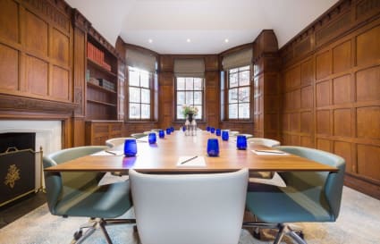 5 Person External Private Office in Fitzrovia | 175 Sq. Ft.
