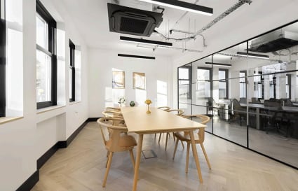 50 Person Managed Office in Shepherd's Bush | 2,914 Sq. Ft.