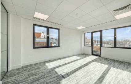 40 Person Managed Office in Fulham | 2,451 Sq. Ft.