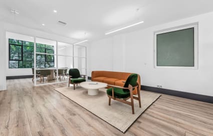 15 Person Managed Office in London | 1,593 Sq. Ft.