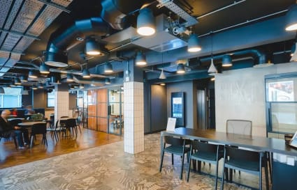 Private Office for up to 4 People | 305 Sq. Ft.