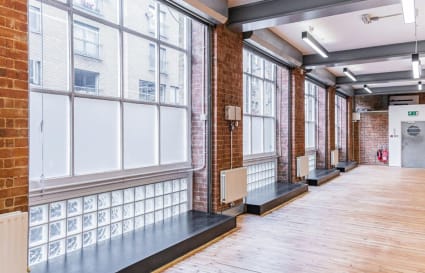 Managed Office for up to 25 People | 2,053 Sq. Ft.