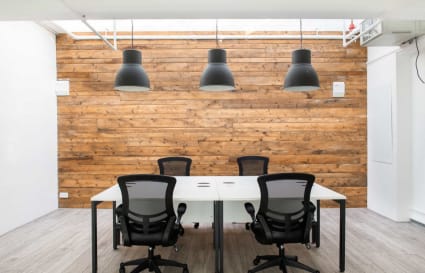 12 Person Private Office in London | 517 sqft