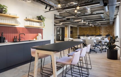 44 Person Private Office | 1,739 Sq. Ft.