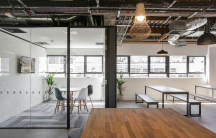 46 Person Private Office with 2 Meeting Rooms in London | 1,801 Sq. Ft.