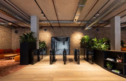 58 Person Private Office in London | 4,522 sq ft