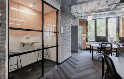 External Private Office for up to 12 People   
