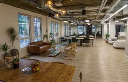 10 Person External Private Office in London | 270 sq ft