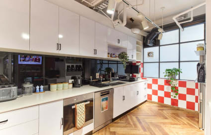 3 Person Serviced Office 