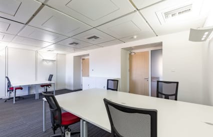 Private office in Borehamwood