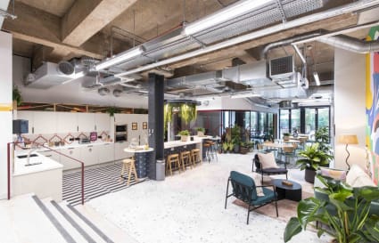 7 Person Office Available | 209 Sq. Ft. 