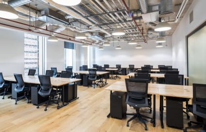 43 Person Private Office with Meeting Room | 1,189 Sq. Ft.