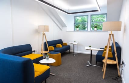 Private Office for up to 12 Person | 610 Sq. Ft.