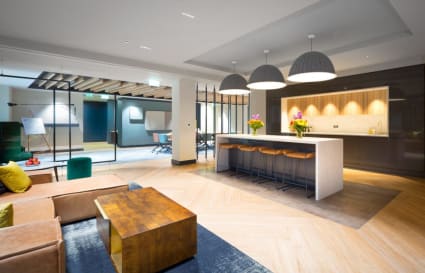 55 Person External Private Office with 3 Meeting Rooms | 1,913 Sq. Ft.