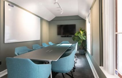 Private Office Space for up to 10 People | 503 Sq. Ft.