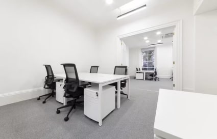 Managed Office for up to 18 Desk with Private Meeting Room | 770 Sq. Ft.