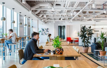 8 Person Private Office | 200 Sq. Ft.
