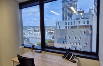 1 Person private office with river views