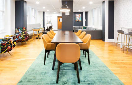 External Private Office for up to 17 people | 633 sqft