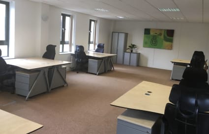 12 Person Private Office in Cirencester | 613 Sq. Ft.