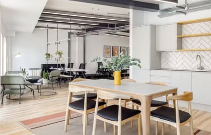 Private Office for up to 17 People | 1,360 Sq. Ft.